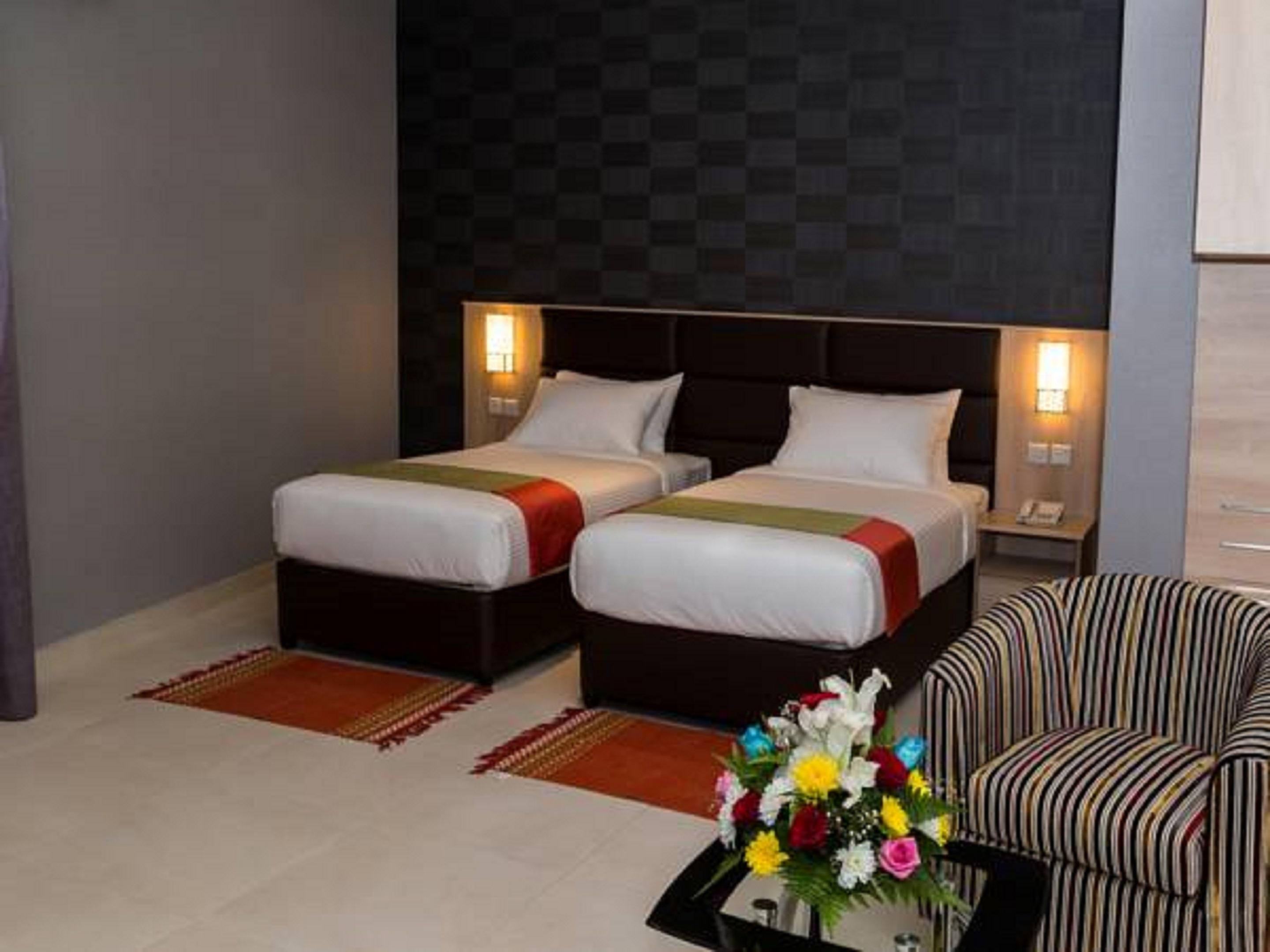 Florida Square Hotel Dubai Exterior foto