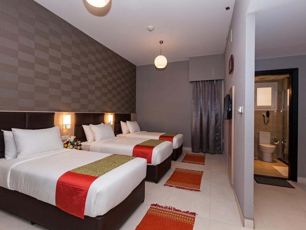 Florida Square Hotel Dubai Zimmer foto